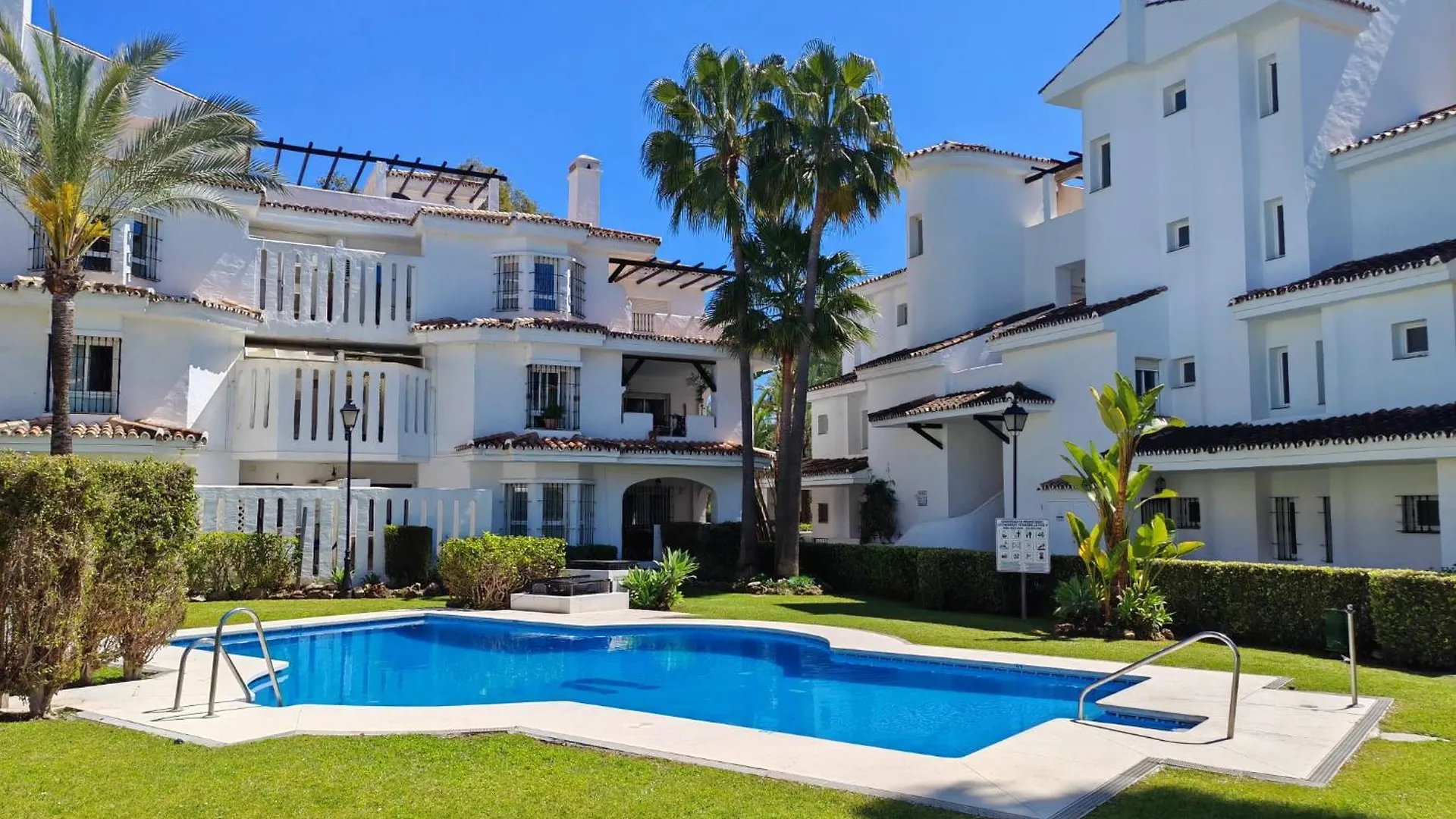 Los Naranjos De Marbella Residence